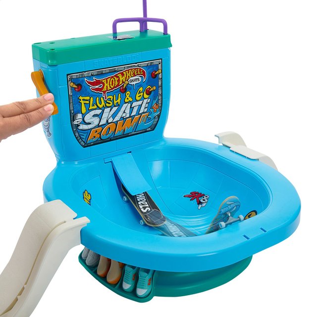 Игровой набор Hot Wheels Скейтборд-парк Смывайся, с 5 лет, 12*36*33 см, 3 элемента (HXL16)